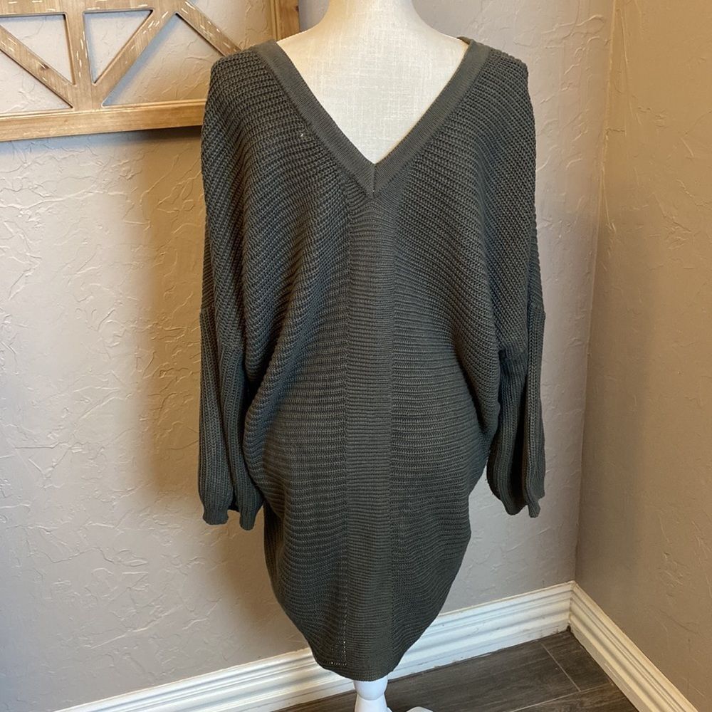 The Impeccable Pig Oversized Tunic Tie Neck Knit Sweater Olive Small - Picture 3 of 10